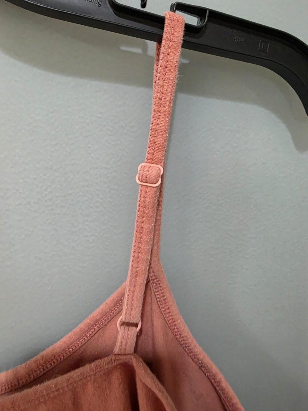 Torrid Women’s Pink Tank Top Size 1X Adjustable Straps Plus Size Cami - Picture 6 of 7